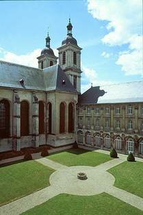Jardin du cloître Jardin du cloître